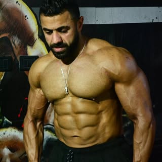 زيزو سامي في فورمة كمال أجسام